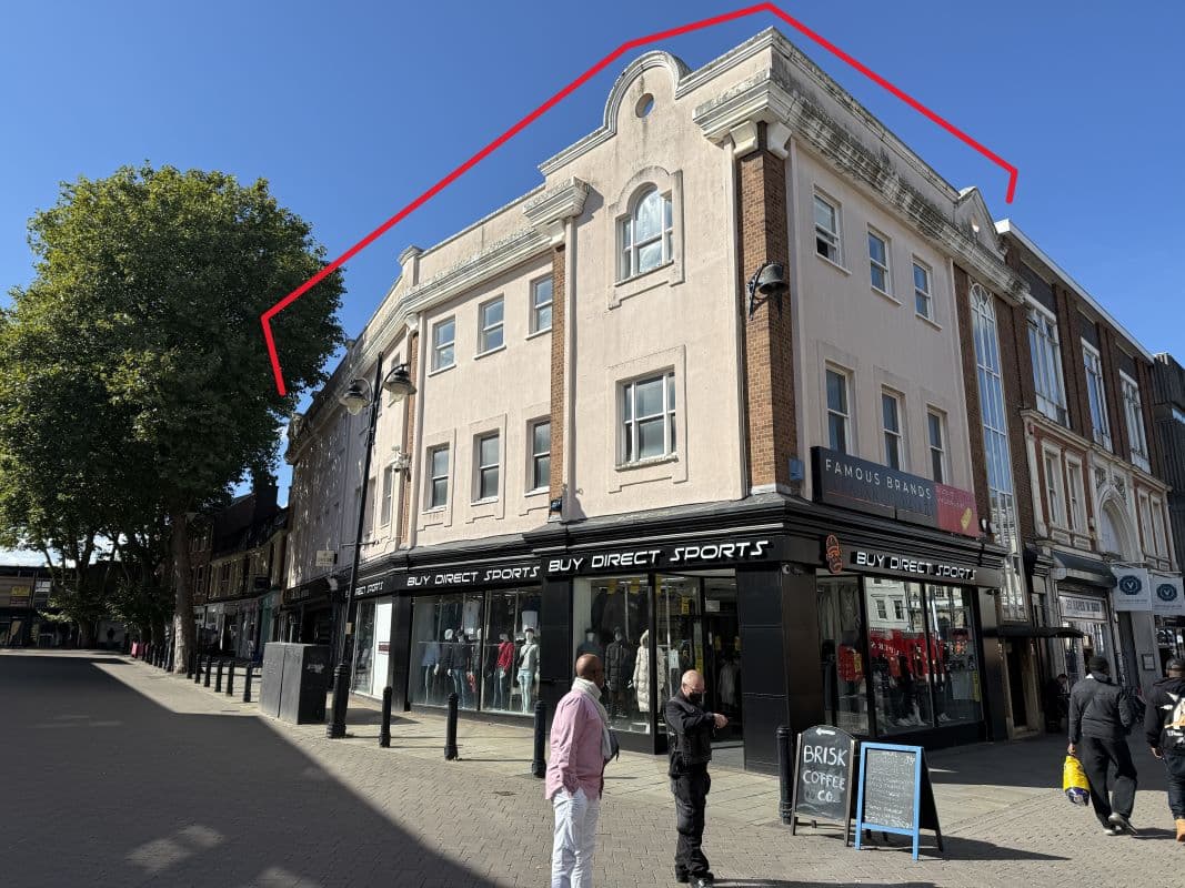 Freehold Town Centre High Yielding Investment Property