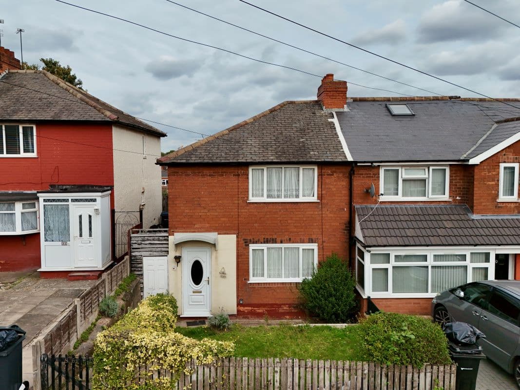 Vacant Freehold End Terraced Property