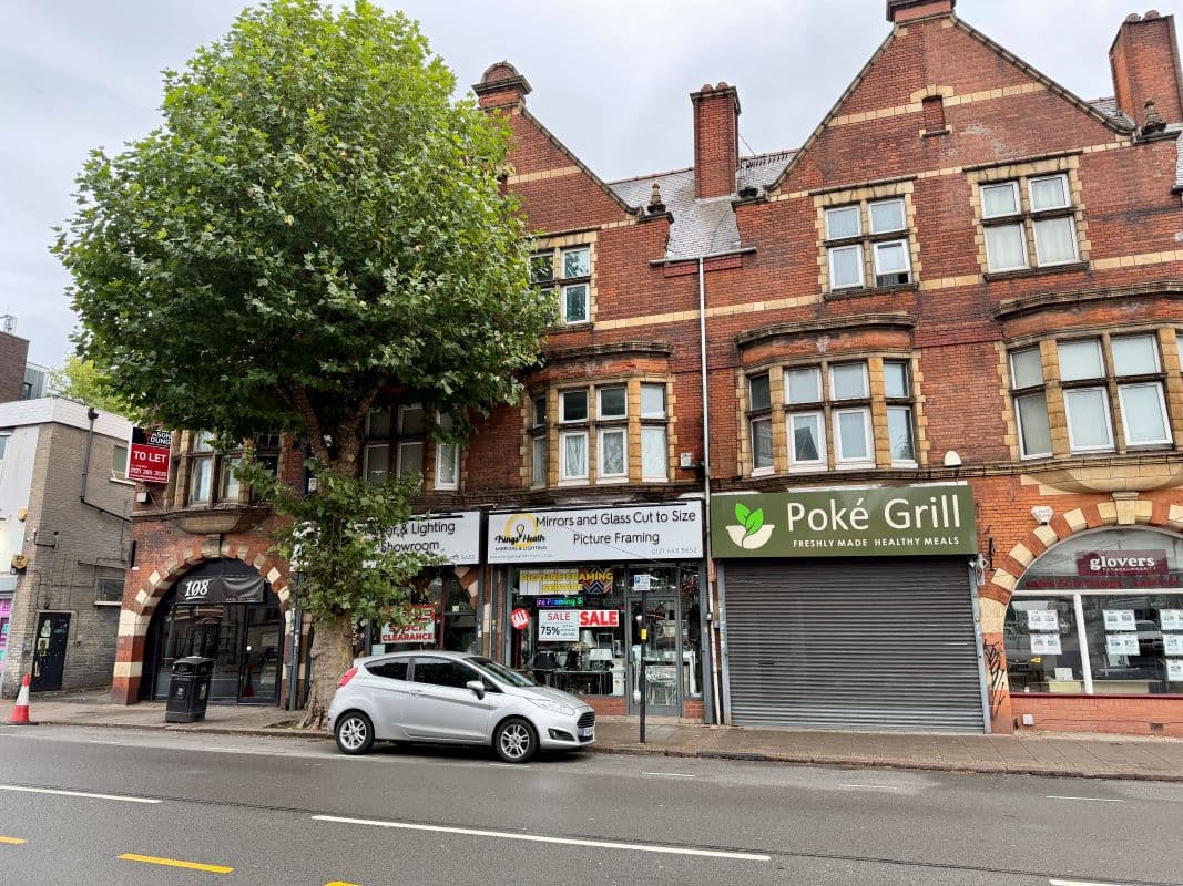 Freehold Retail Investment with Four Bedroom Duplex Flat