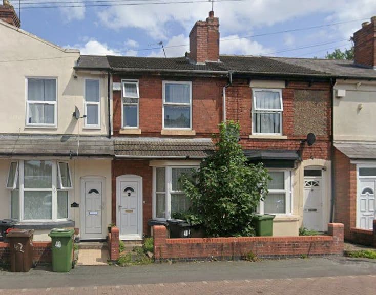 3 Bedroom Mid Terraced House