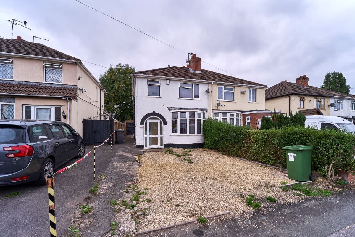 3 Bedroom Semi Detached House