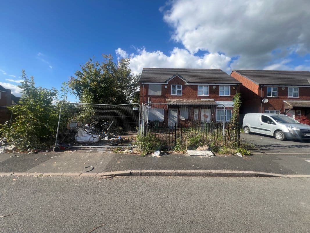 3 Bedroom Semi Detached House