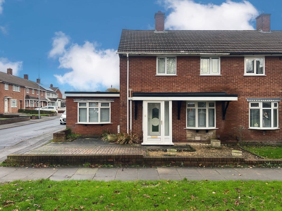 2 Bedroom Semi Detached Property