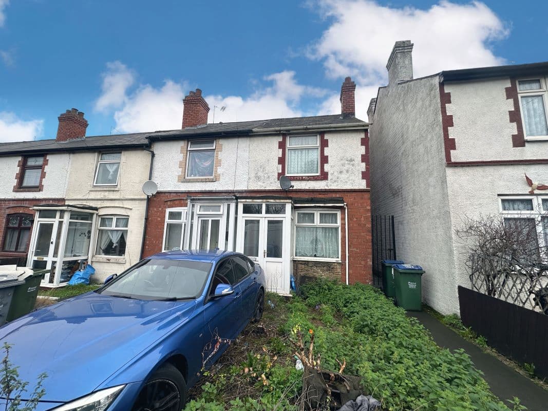 2 Bedroom End Terraced Property