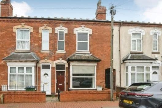 Vacant Freehold Mid Terraced Property