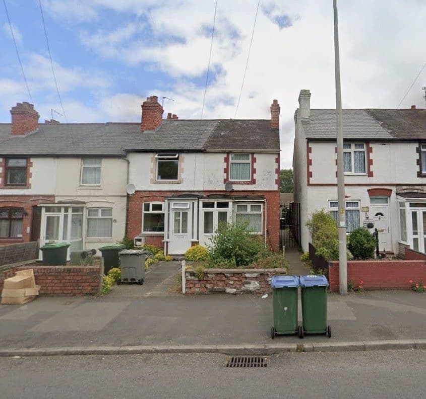 2 Bedroom End Terraced Property