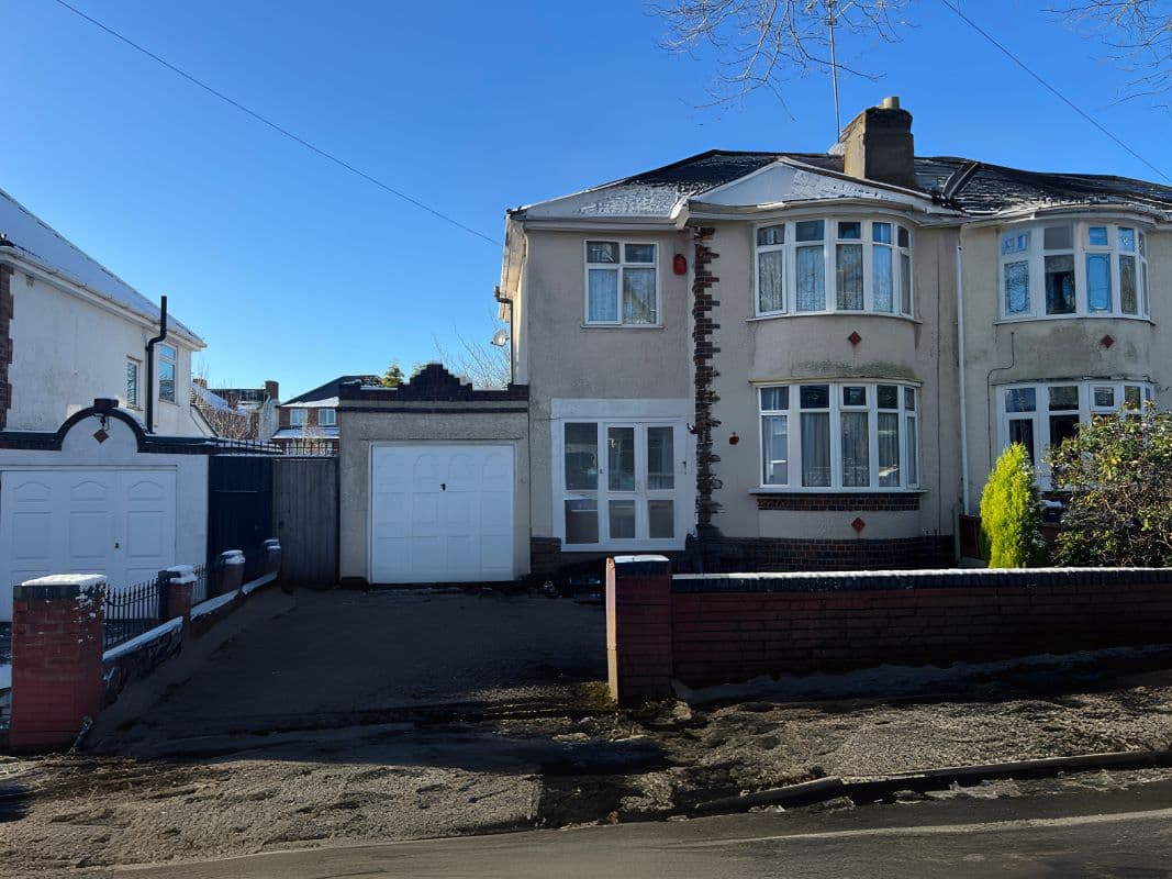 3 Bedroom Semi Detached House