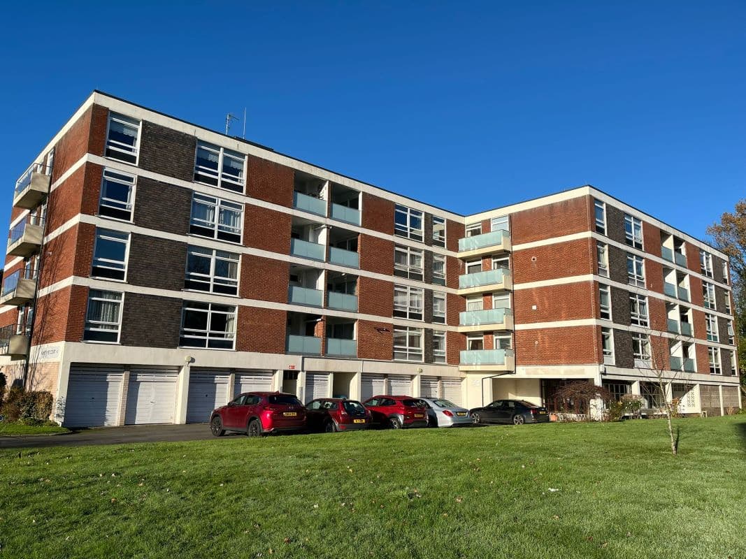 Leasehold Second Floor Apartment