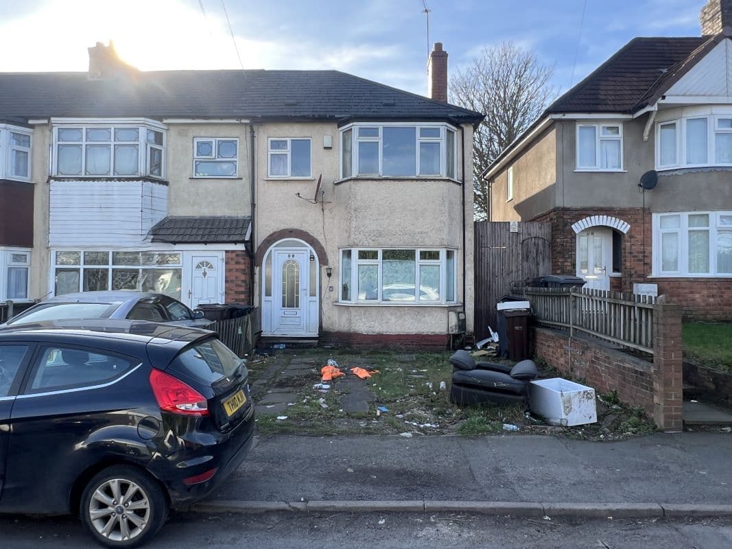 3 Bedroom End Terraced House