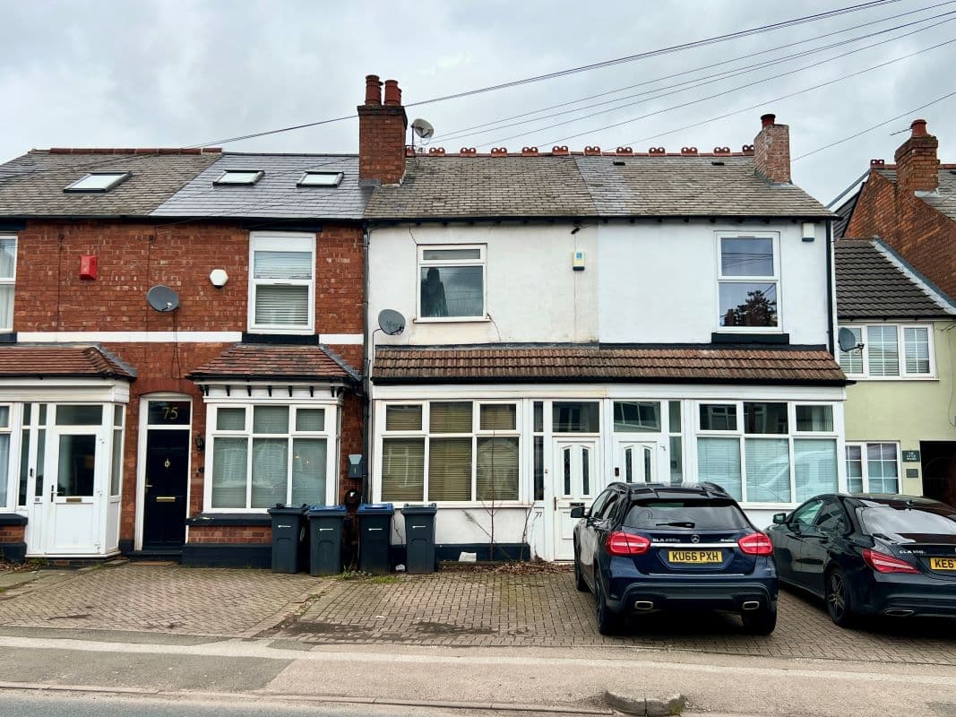 3 bedroom mid terraced property in Sutton Coldfield