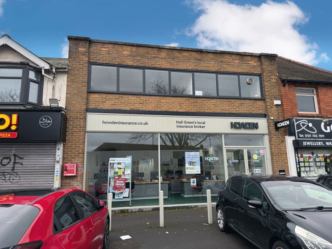 Vacant Office/Retail Unit in Hall Green