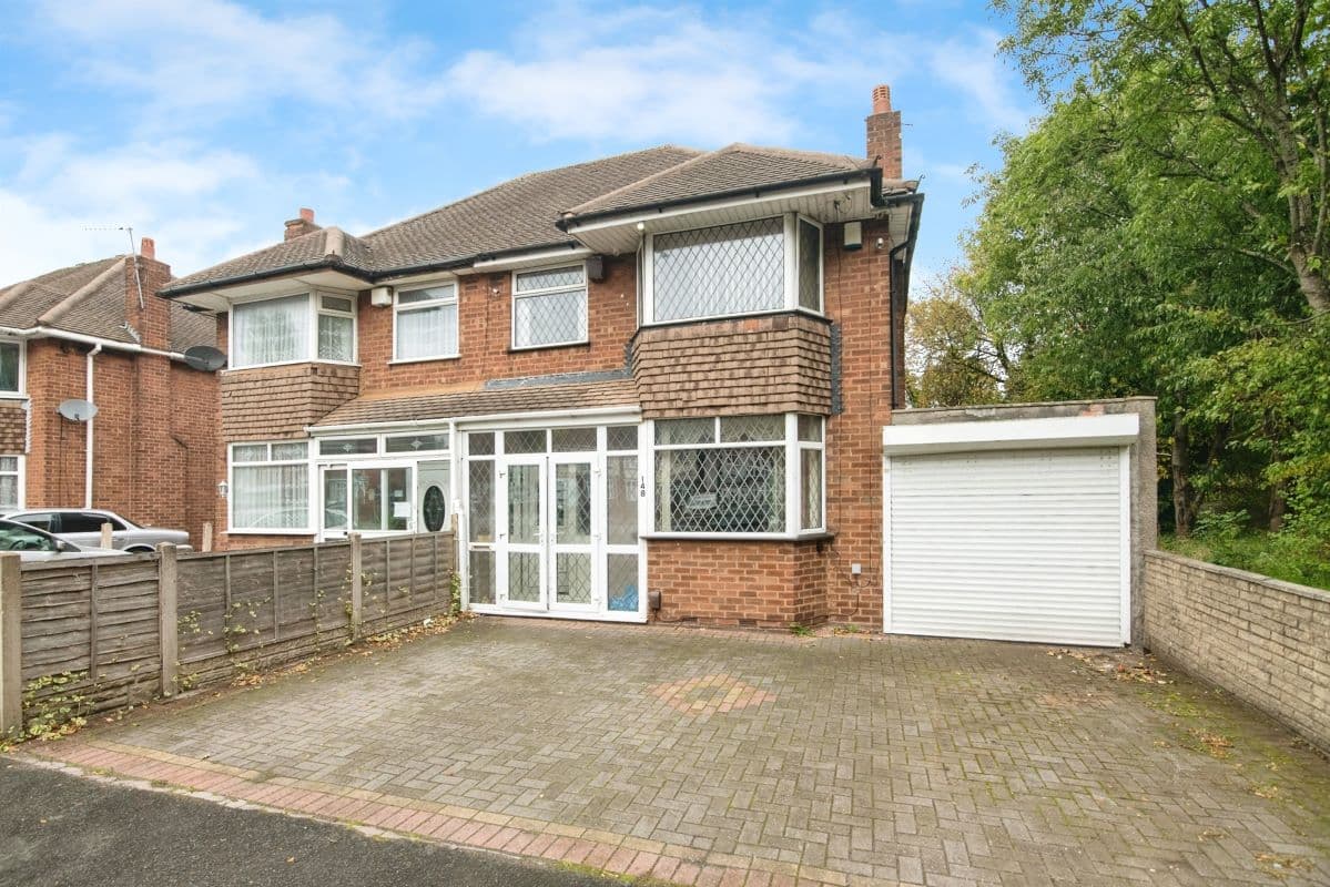 3 Bedroom Semi Detached Property