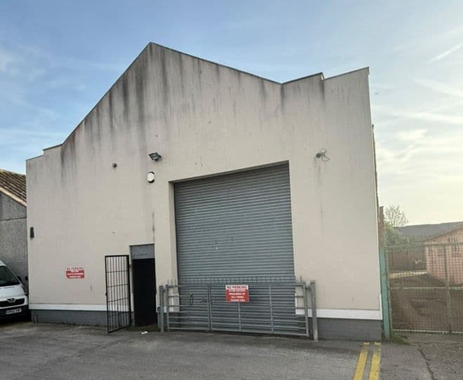 Freehold Industrial Unit in Rhyl