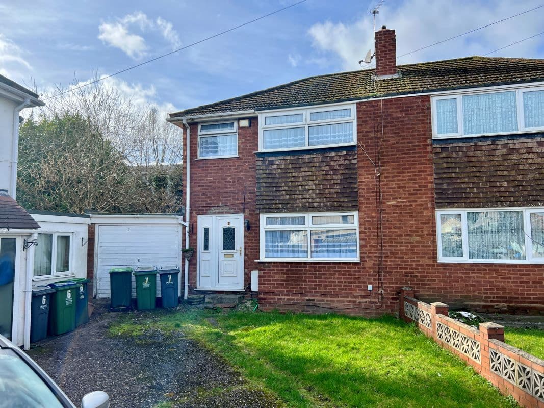 3 Bedroom Semi Detached Property