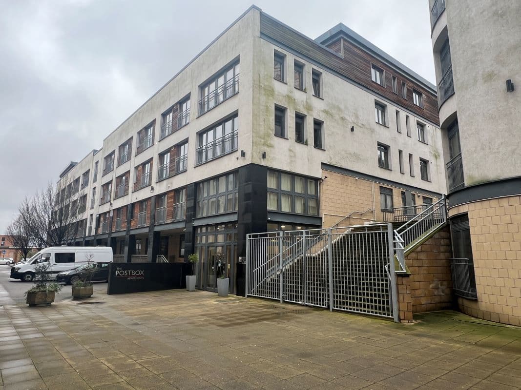 Vacant Leasehold Two Bedroom Apartment