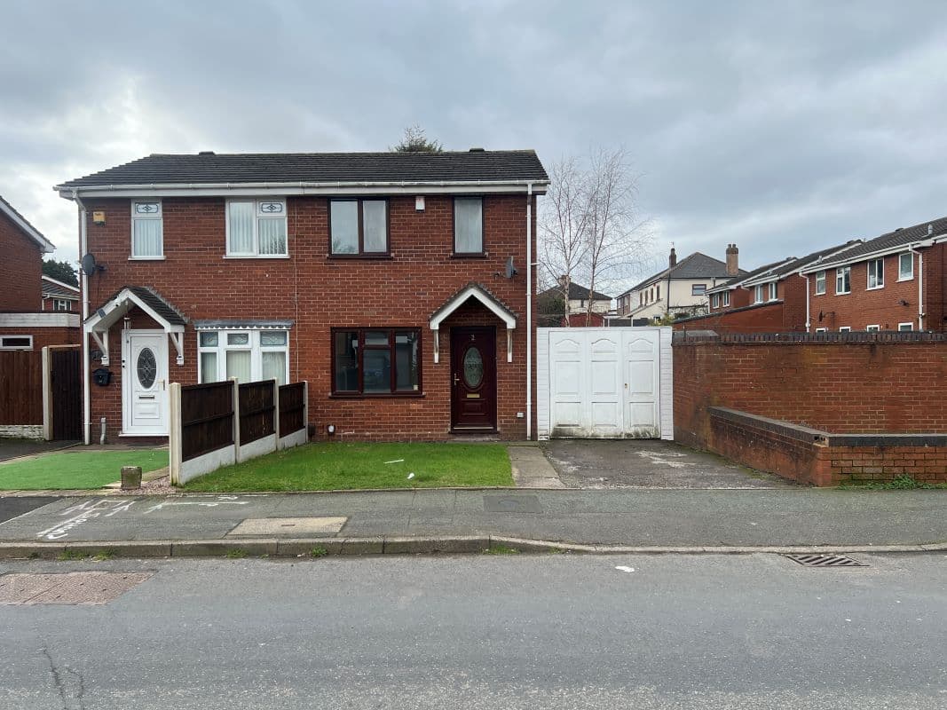 2 Bedroom Semi Detached Property