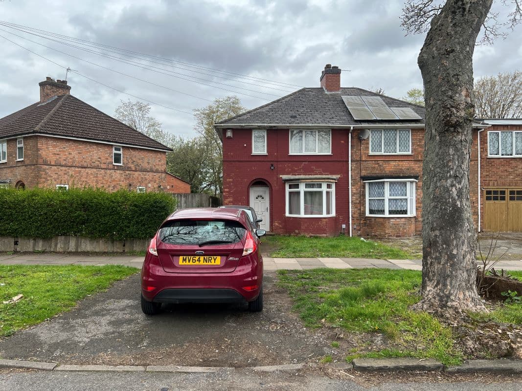 2 Bedroom Semi Detached Property in Stechford