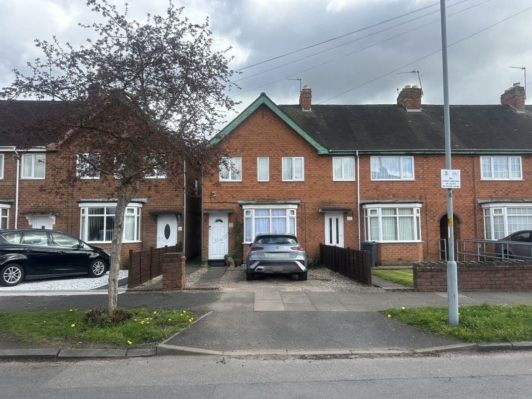 Freehold End Terraced Property