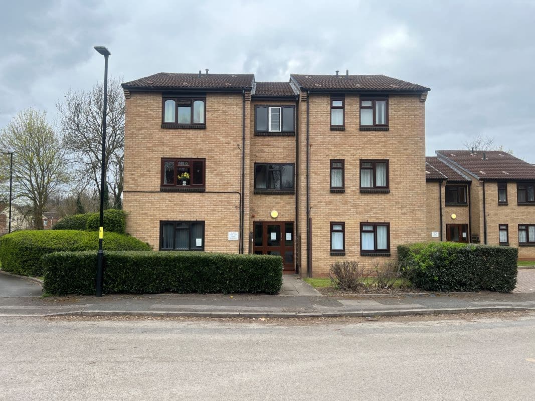 Vacant Leasehold Ground Floor Flat