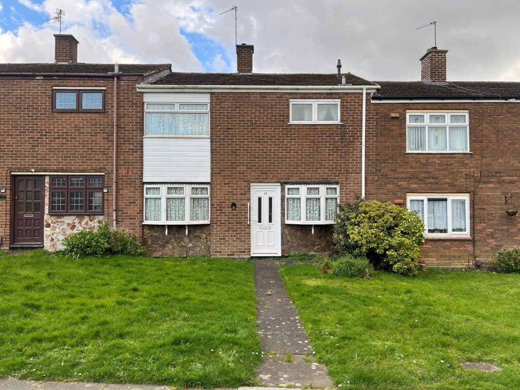 3 Bedroom Double Fronted Mid Terraced House