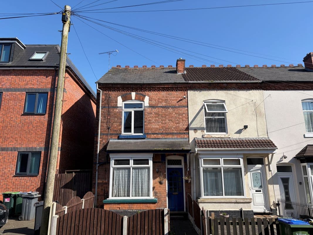 Freehold End Terraced Property
