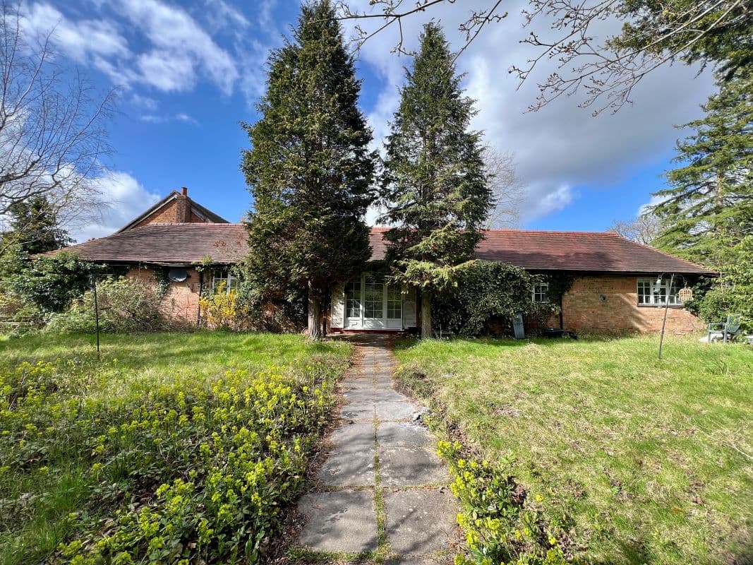 Vacant Freehold Semi Detached Bungalow