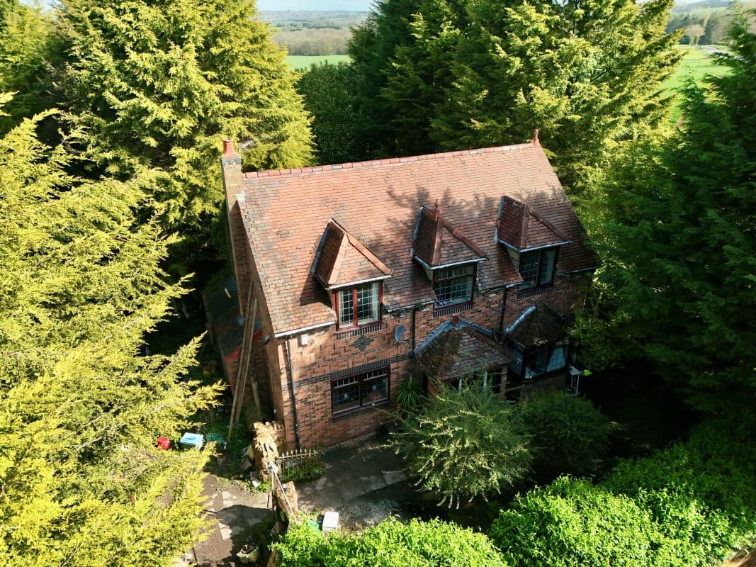 Detached 4 Bedroom Property in Birmingham