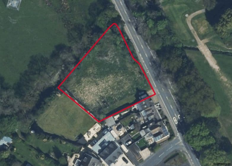 Freehold Land Adjacent to Established Housing