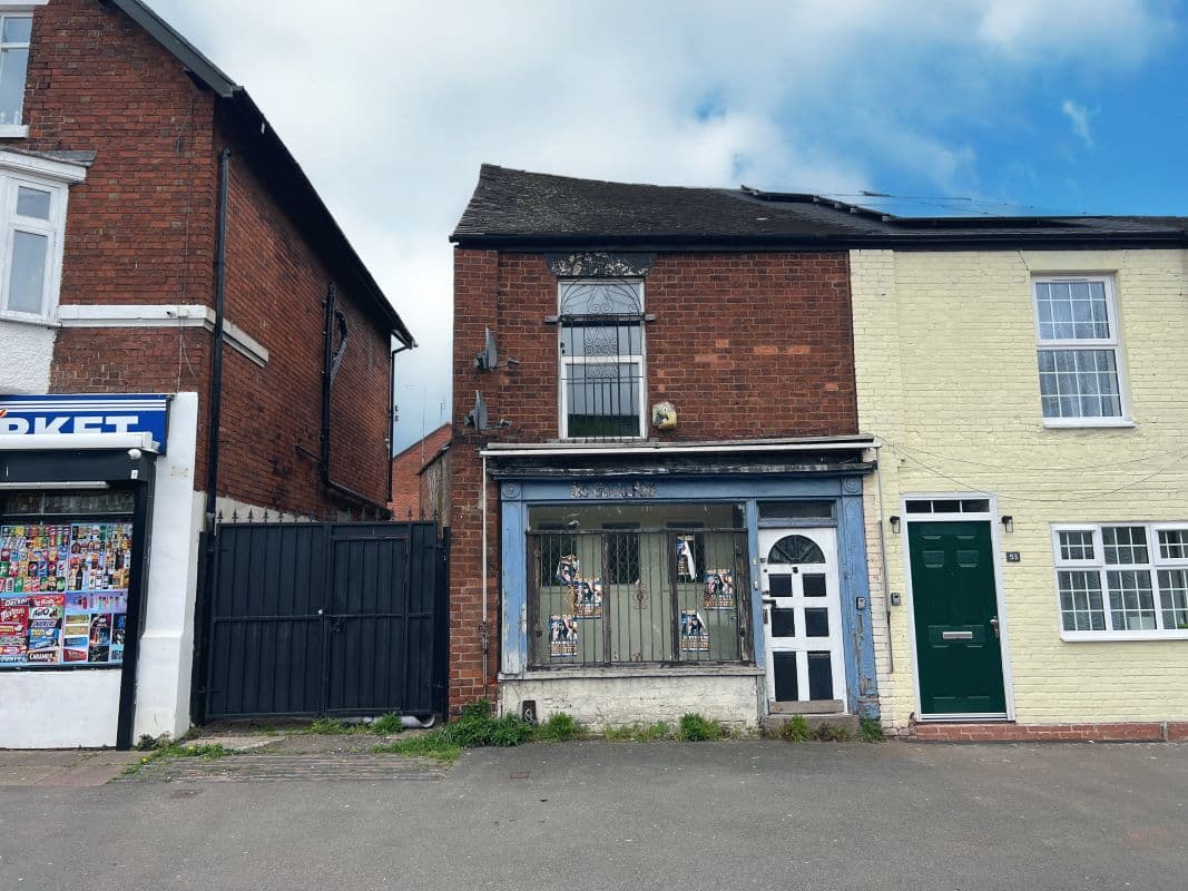 Vacant Freehold End Terraced Mixed Use Property