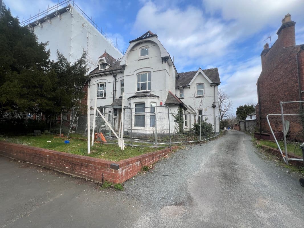 Substantial Detached Property Converted into 7 Self-Contained Flats