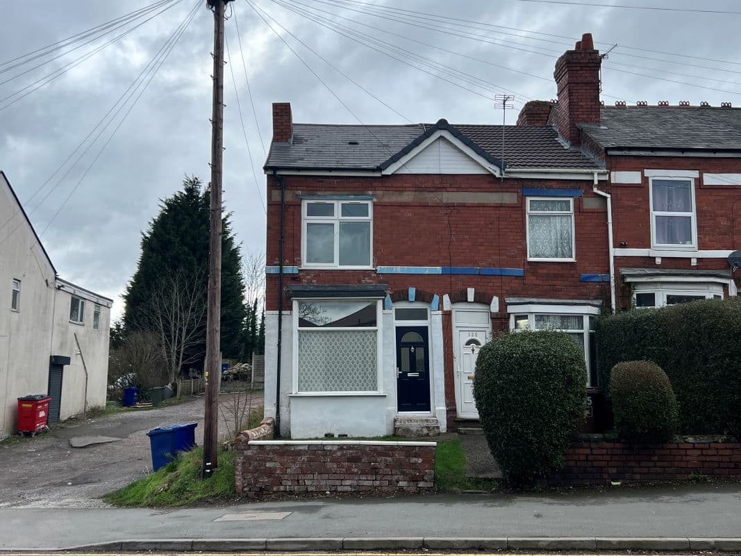 3 Bedroom Terraced Property