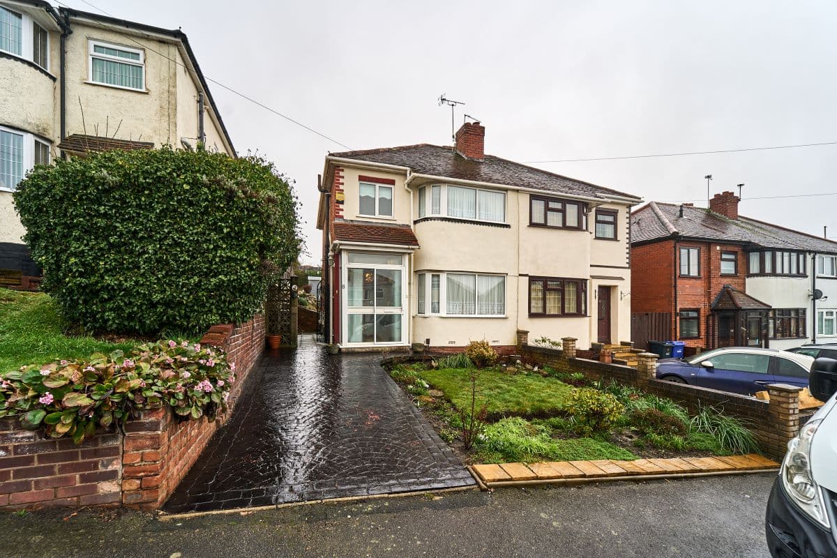 3 bedroom semi detached property