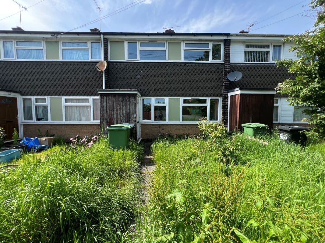 3 bedroom mid terraced house in Shrewsbury