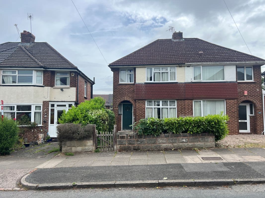 3 bedroom semi detached house in Northfield