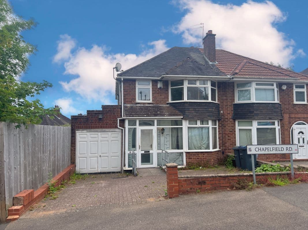 3 bedroom semi detached house in Rednal