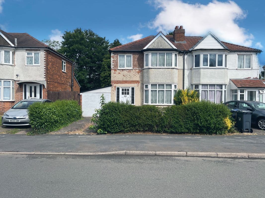 3 bedroom semi detached property in Erdington