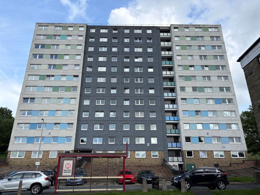 Vacant Leasehold One Bedroom Flat