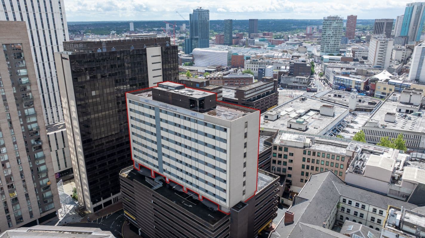 A vacant leasehold purpose built 175 bedroom student accommodation block situated in Birmingham City Centre.