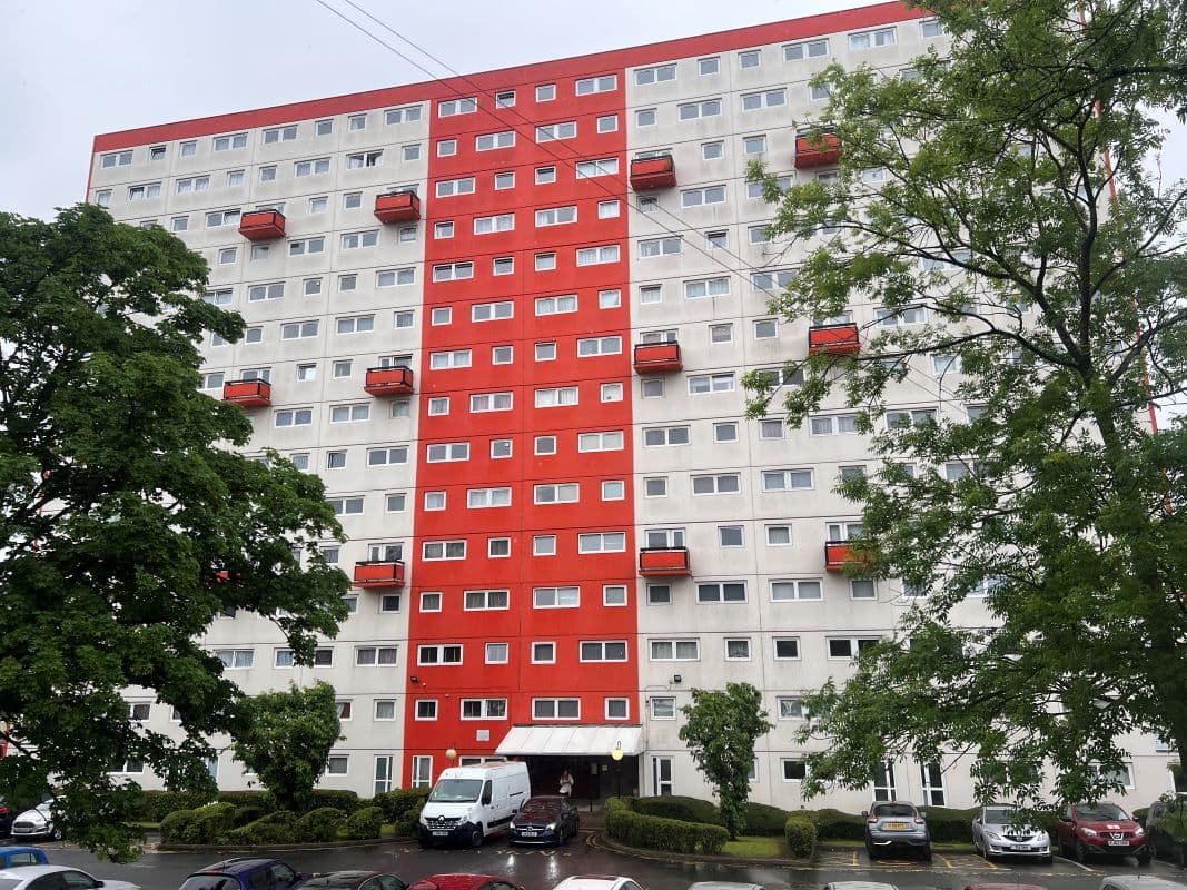 Vacant Leasehold Duplex Flat