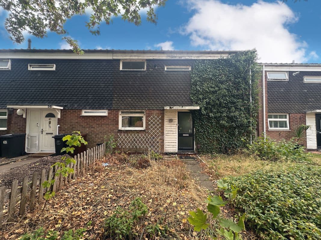Freehold End Terraced Property