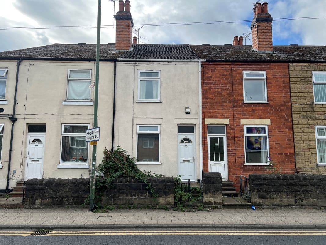 2 Bedroom Mid Terraced House in Mansfield