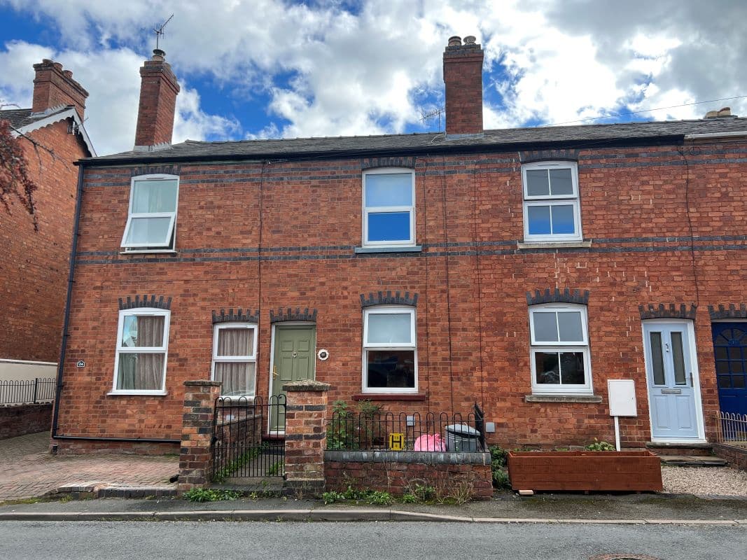 A Vacant Freehold Mid Terraced Property, currently being used as a Holiday Let