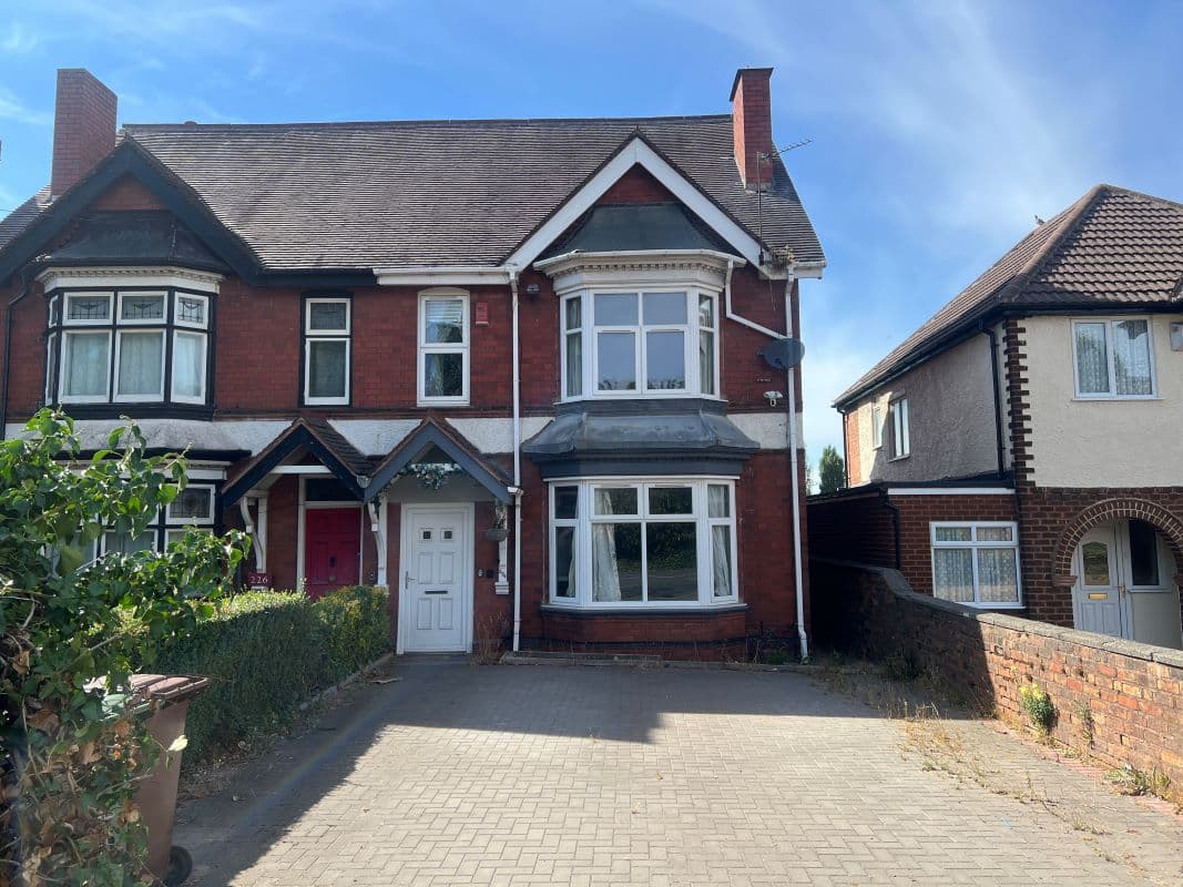 Substantial Vacant Freehold Five Bedroom Semi Detached Property