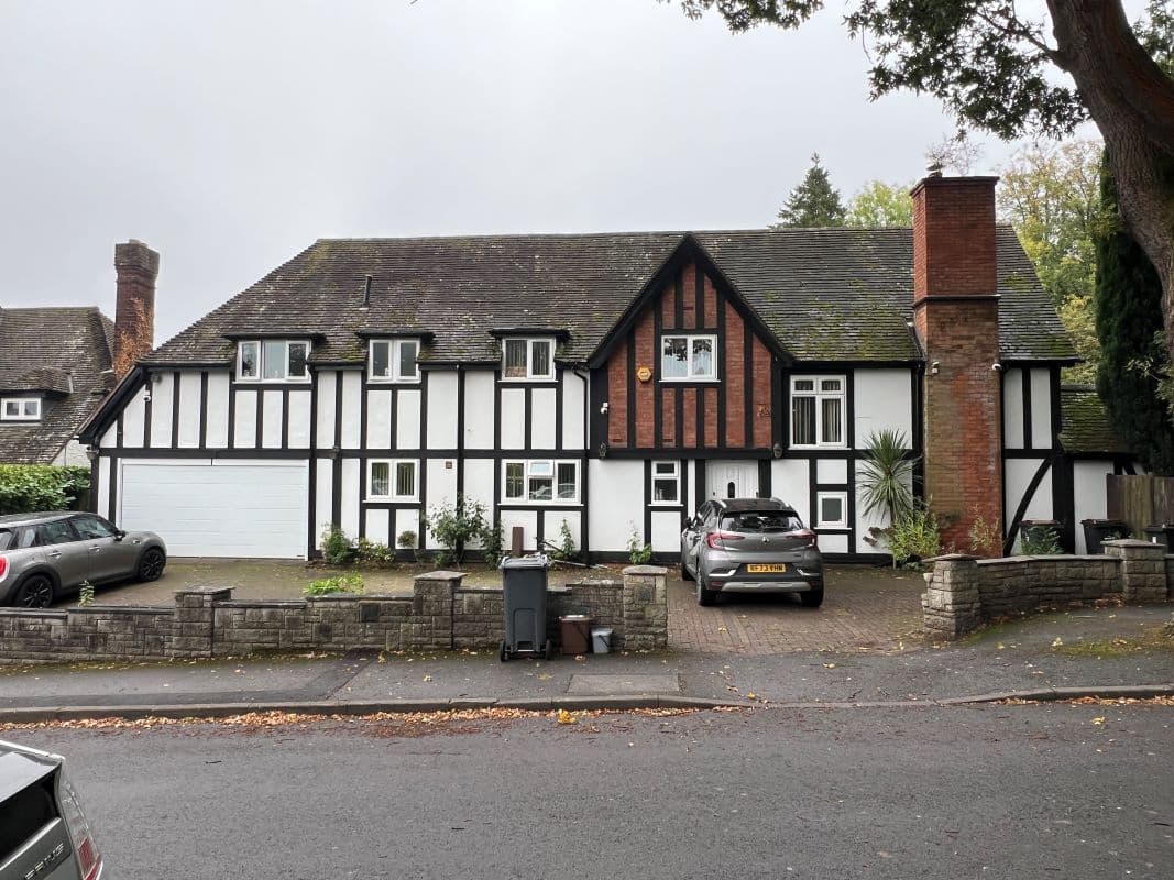 5 Bedroom Detached Property in Sutton Coldfield