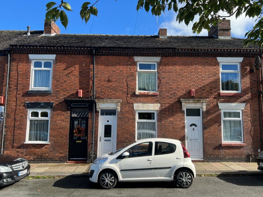 Freehold Mid Terraced Residential Investment