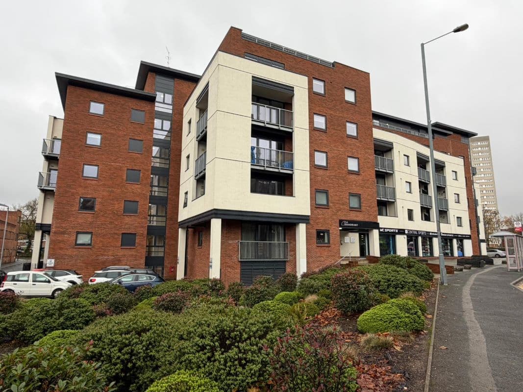 Leasehold Investment - Modern City Centre Apartment with Two Bedrooms