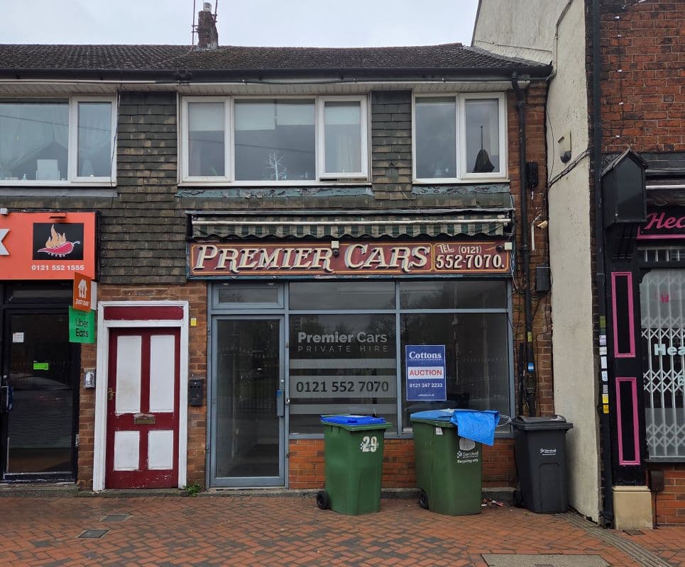 Freehold Vacant Retail Shop with Flat Above