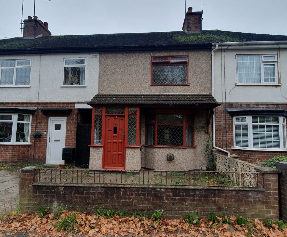 Freehold Vacant Mid Terraced House with Two Double Bedrooms