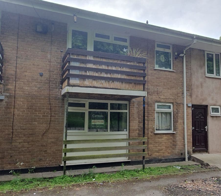 Leasehold Vacant Ground Floor Studio Flat