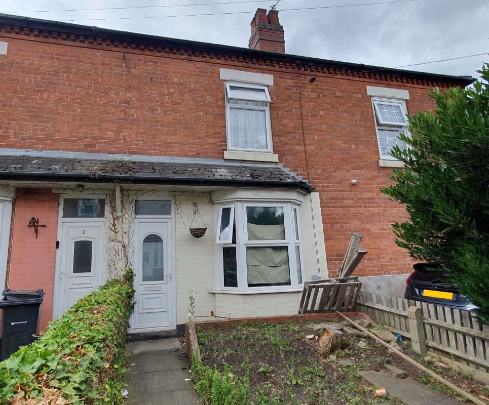 Freehold Investment - Mid-Terraced House with Three Bedrooms